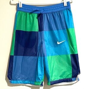 Nike Shorts Big Kids Boys Size XL Extra Large Blue White Green Patch Dri-Fit